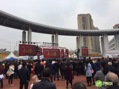 第六届宁乡房展会盛大开幕，零壹“智慧社区”