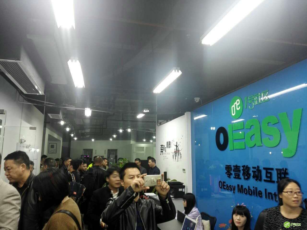 零壹“亮剑”，智慧社区进入“人工智能时代”