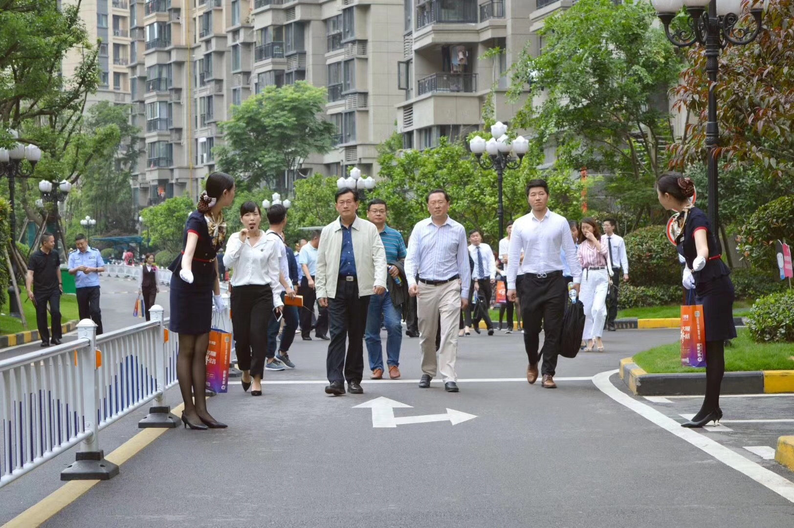 宜昌市合伙人 恒大帝景中央政法委综治、省委政法委领导巡视