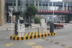 长沙零壹零壹停车管理机器人已经交付100套
